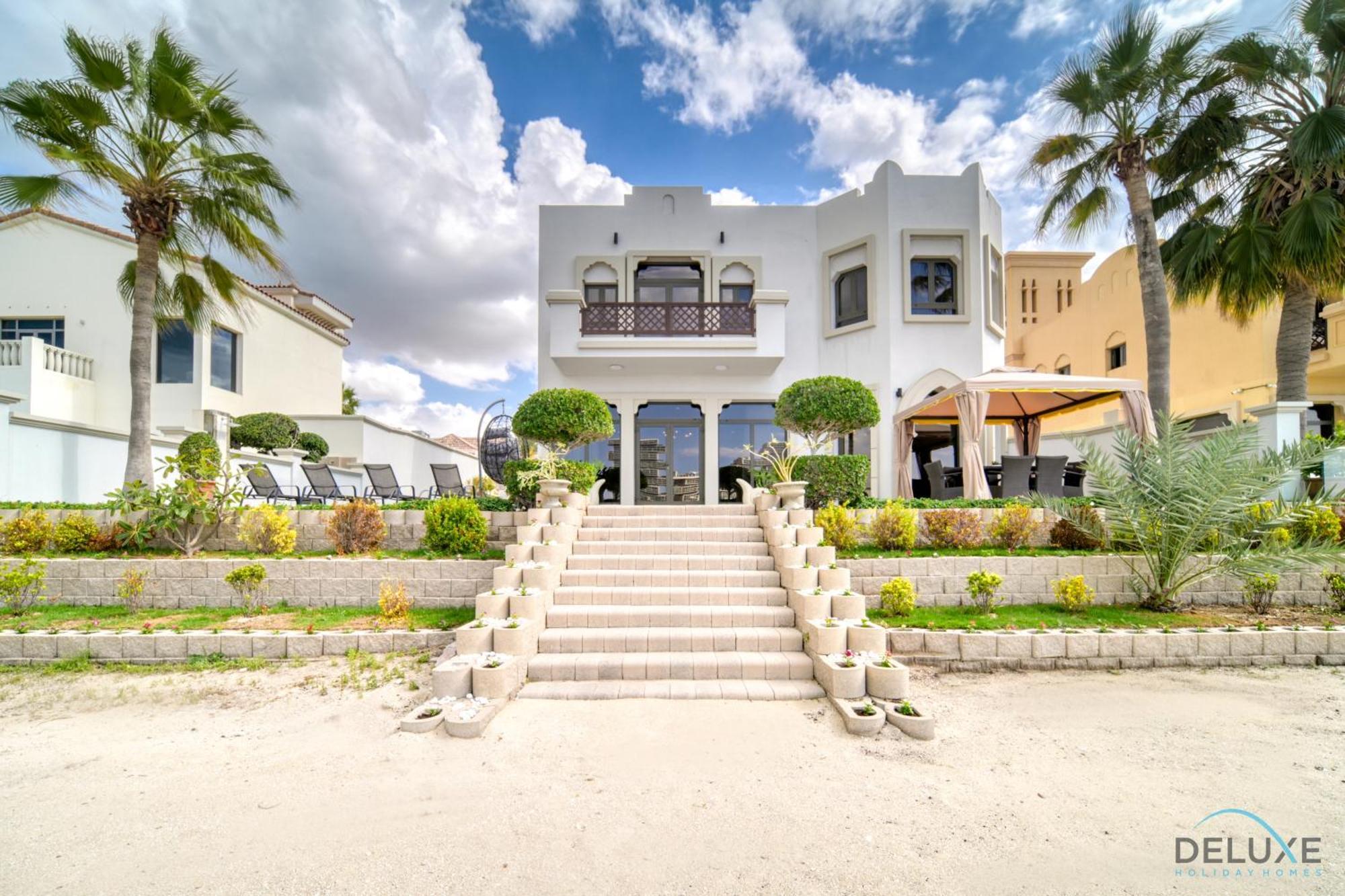 Apartment Seaside 5br With Assistant's And Access On Palm Jumeirah By Deluxe Homes *
