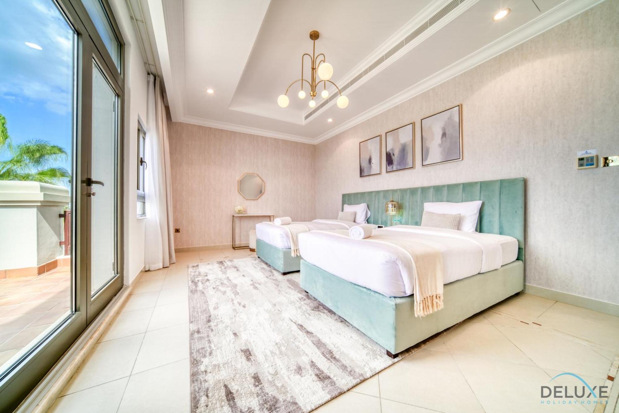 Seaside 5br With Assistant's And Access On Palm Jumeirah By Deluxe Homes Apartment *