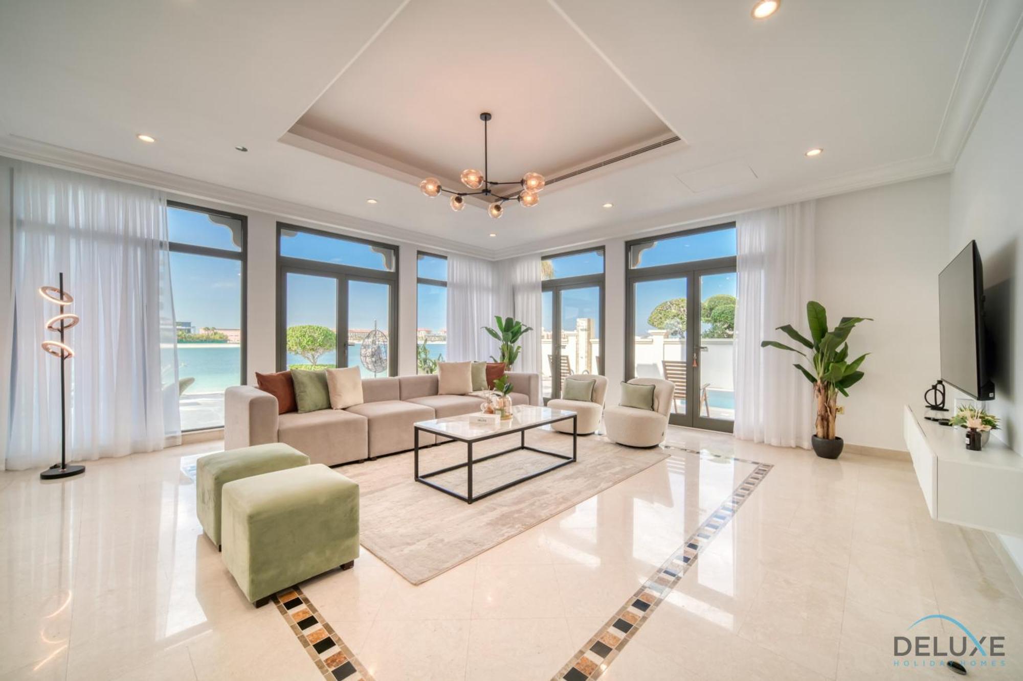 Apartment Seaside 5br With Assistant's And Access On Palm Jumeirah By Deluxe Homes Dubai