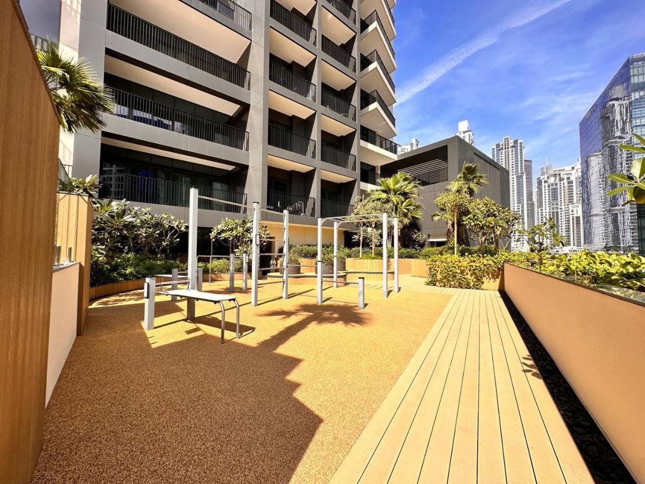 Citihome - Living As Its Near Burj Khalifa * Dubai