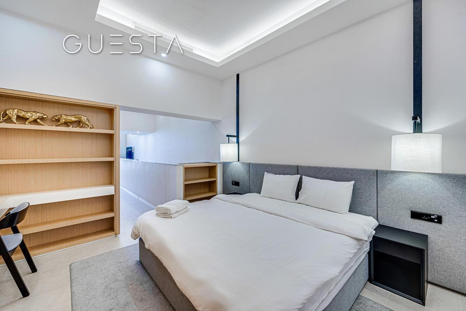 Royal Amwaj Apartments, Palm Jumeirah, Free And Pool Access *