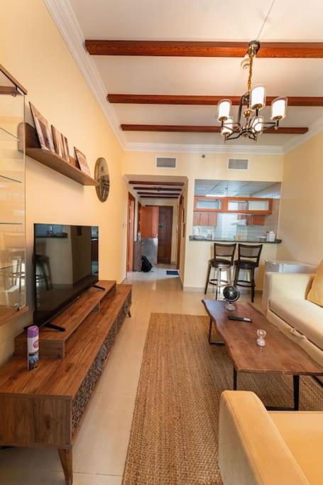Sunset View 1br Near Beach,lake And Metro *