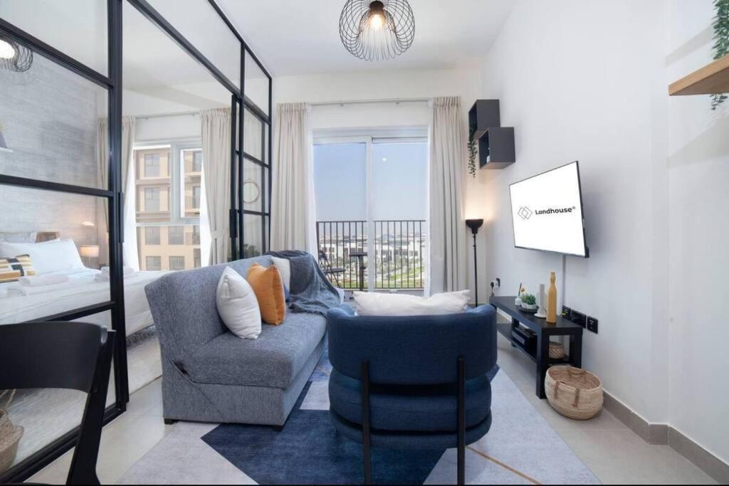 Apartment Hills Collective Tower 2