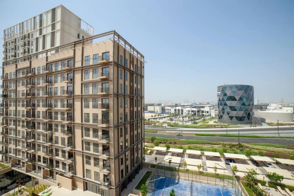 Hills Collective Tower 2 Apartment *