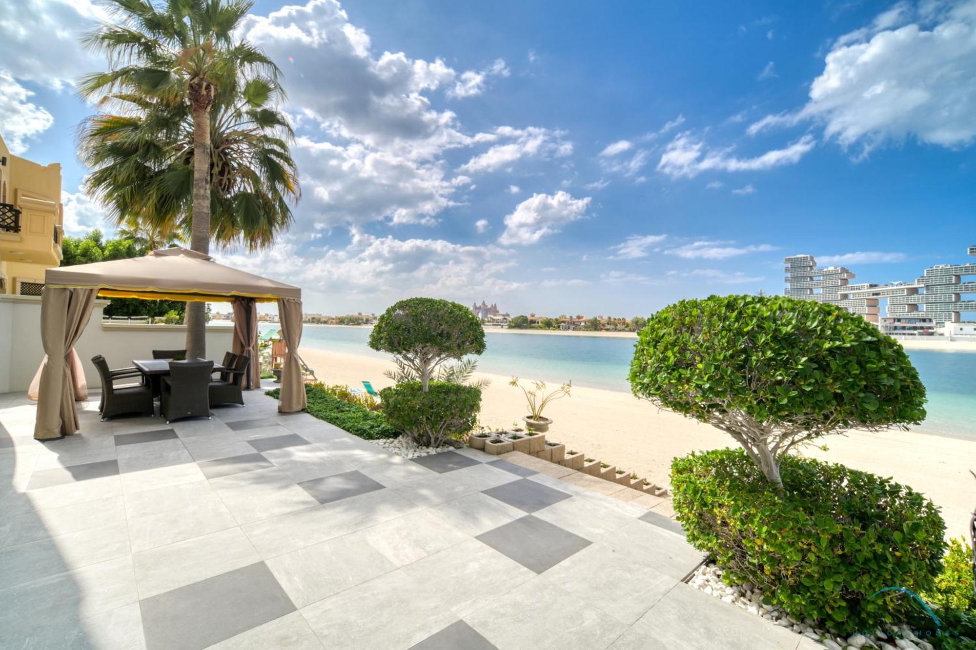 Seaside 5br With Assistant's And Access On Palm Jumeirah By Deluxe Homes * Dubai