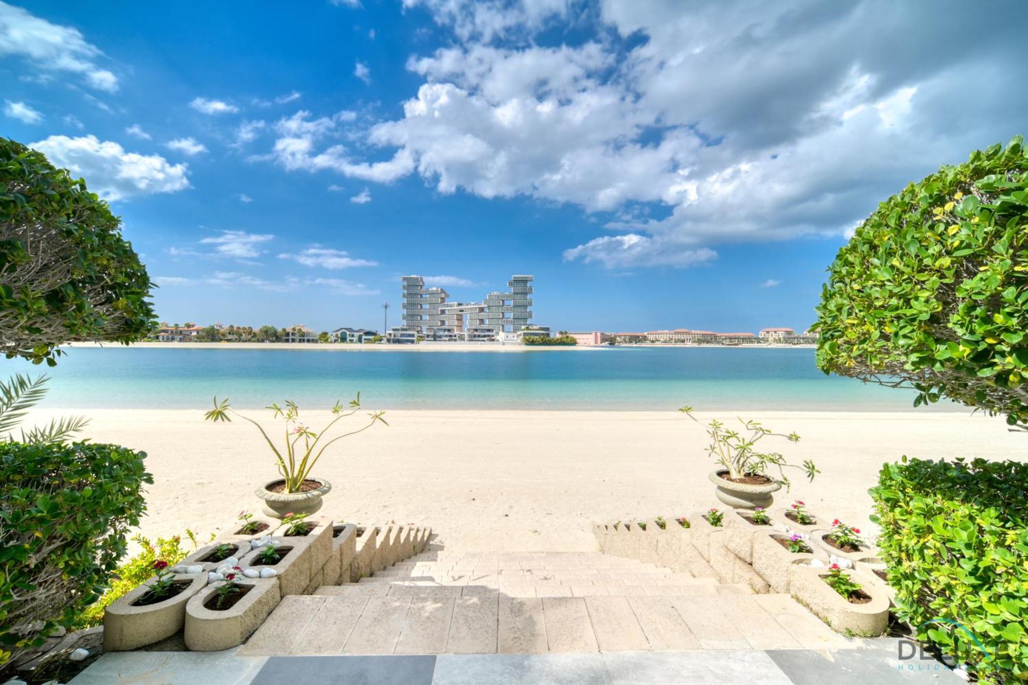 Seaside 5br With Assistant's And Access On Palm Jumeirah By Deluxe Homes Apartment