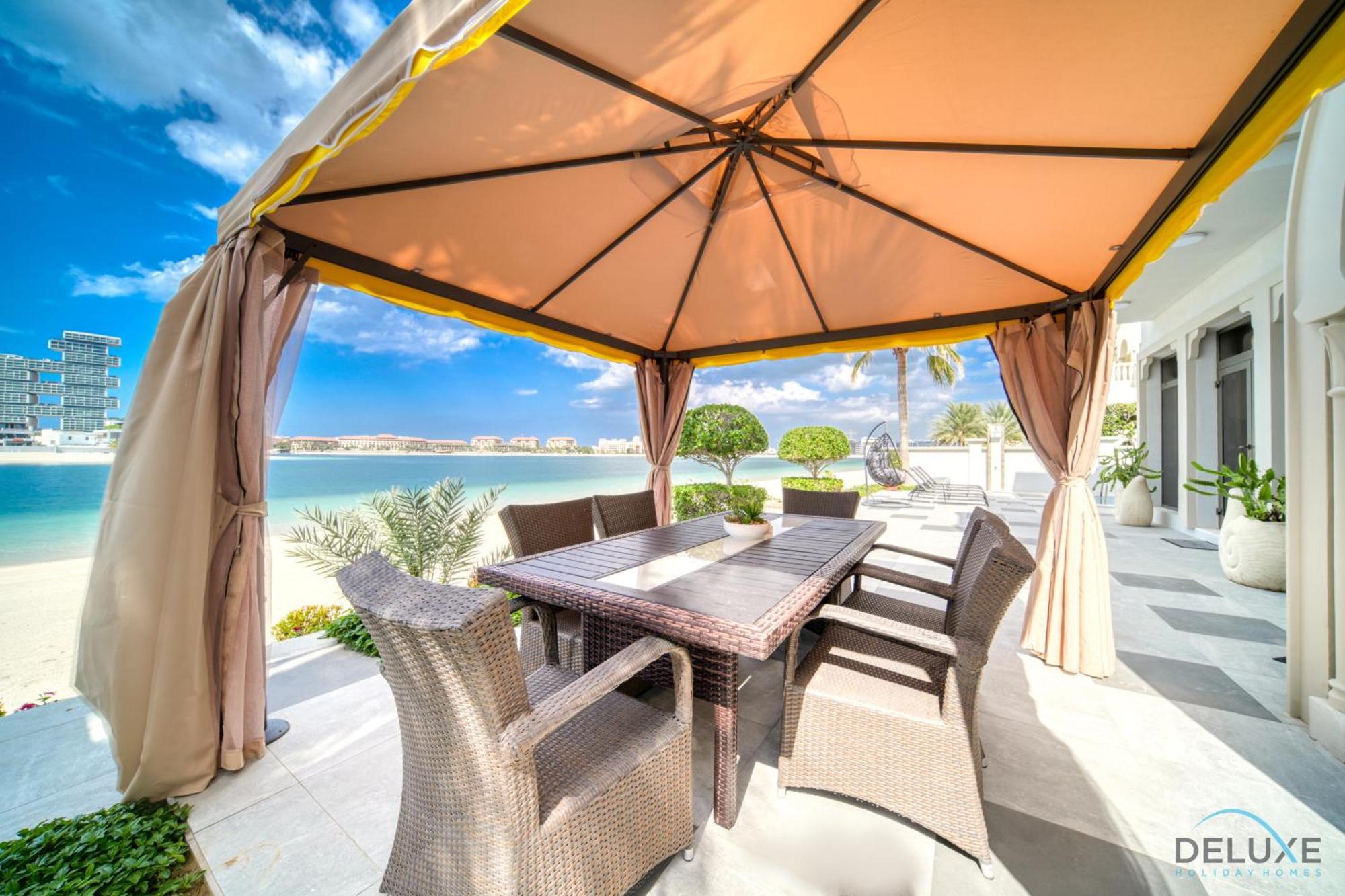 Apartment Seaside 5br With Assistant's And Access On Palm Jumeirah By Deluxe Homes Dubai