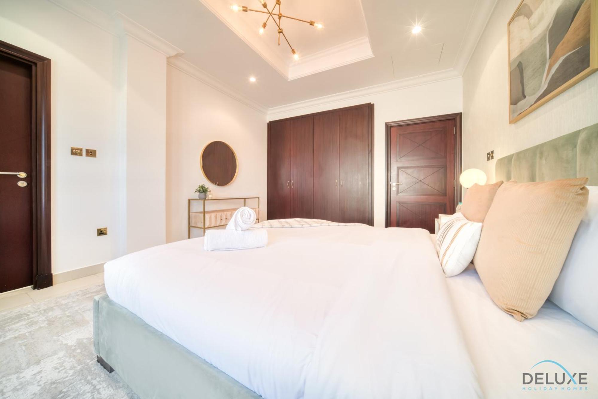 Seaside 5br With Assistant's And Access On Palm Jumeirah By Deluxe Homes * Dubai