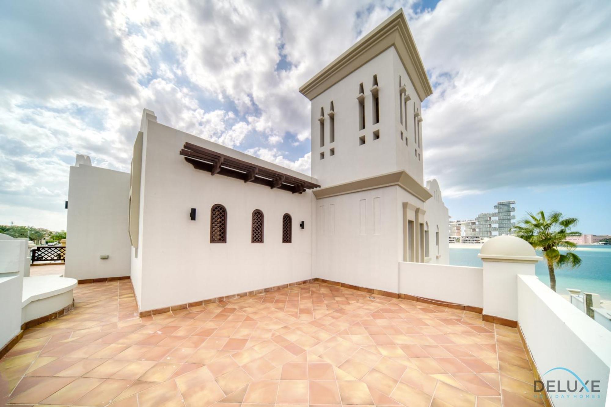 Seaside 5br With Assistant's And Access On Palm Jumeirah By Deluxe Homes Apartment