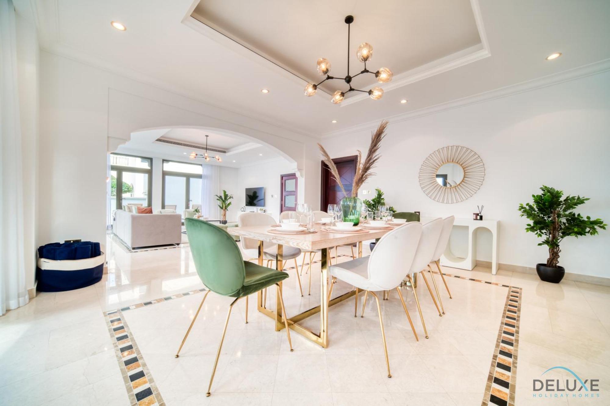 Seaside 5br With Assistant's And Access On Palm Jumeirah By Deluxe Homes *