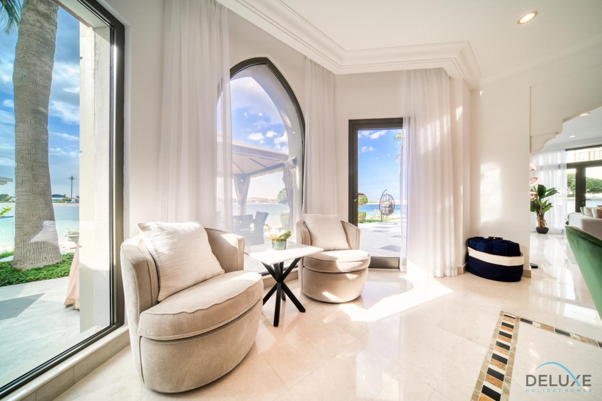 Apartment Seaside 5br With Assistant's And Access On Palm Jumeirah By Deluxe Homes