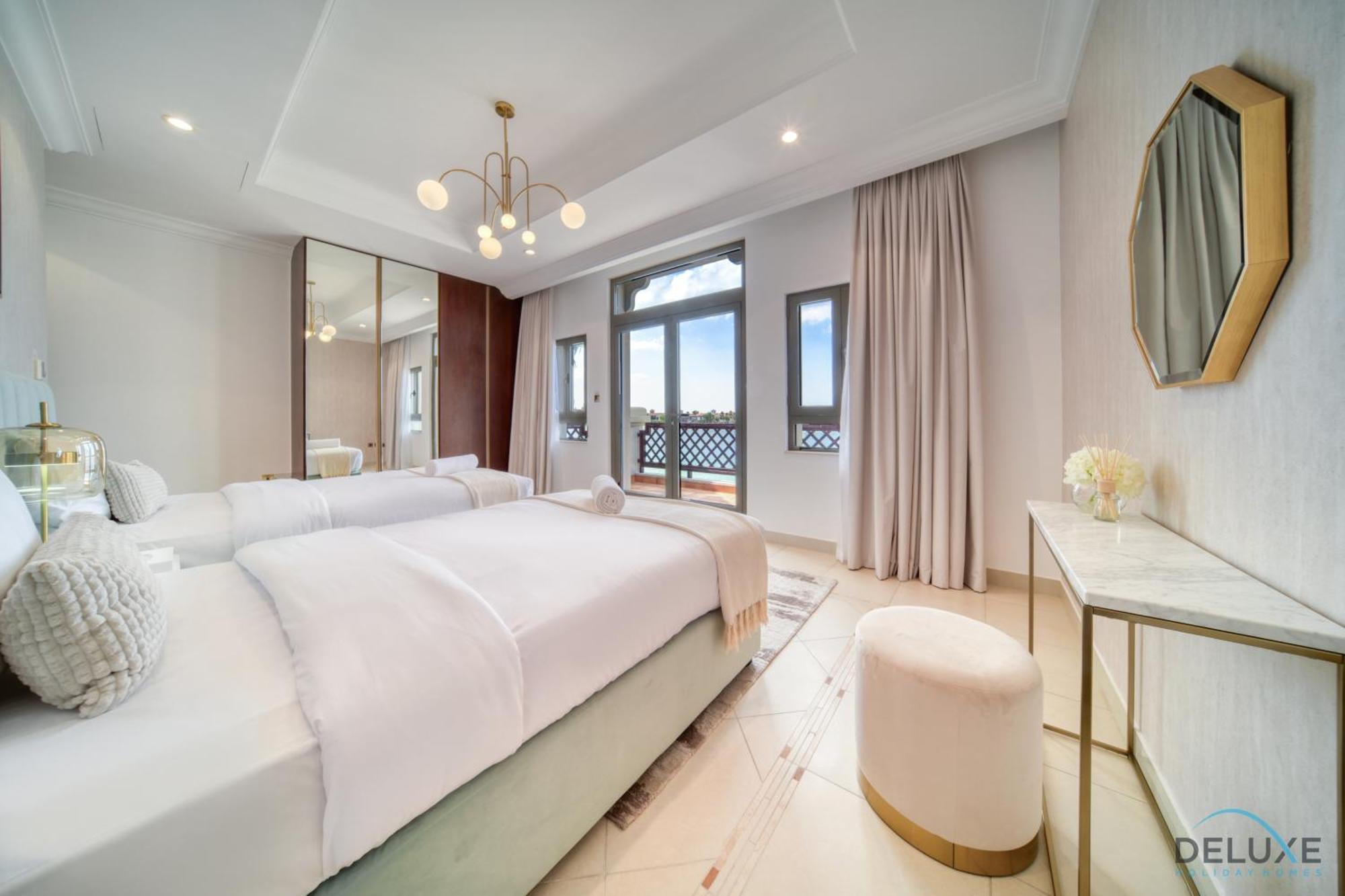 Seaside 5br With Assistant's And Access On Palm Jumeirah By Deluxe Homes