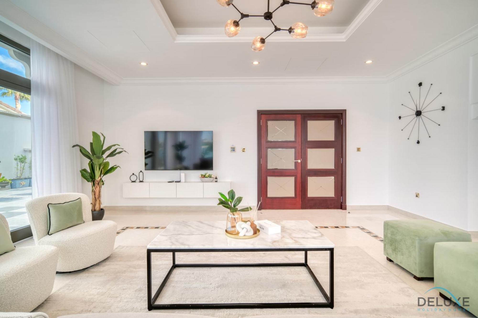Seaside 5br With Assistant's And Access On Palm Jumeirah By Deluxe Homes *