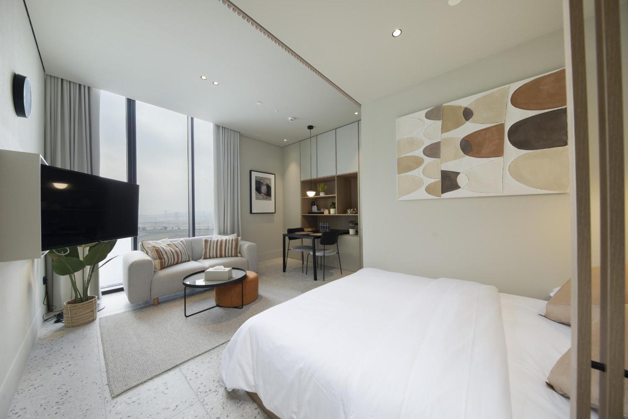 Apartment Modern & Business Travel Ready At Upside Living *