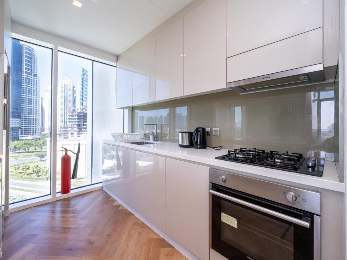 Upgraded Banyan Tree 2 Bed In Jlt * Dubai