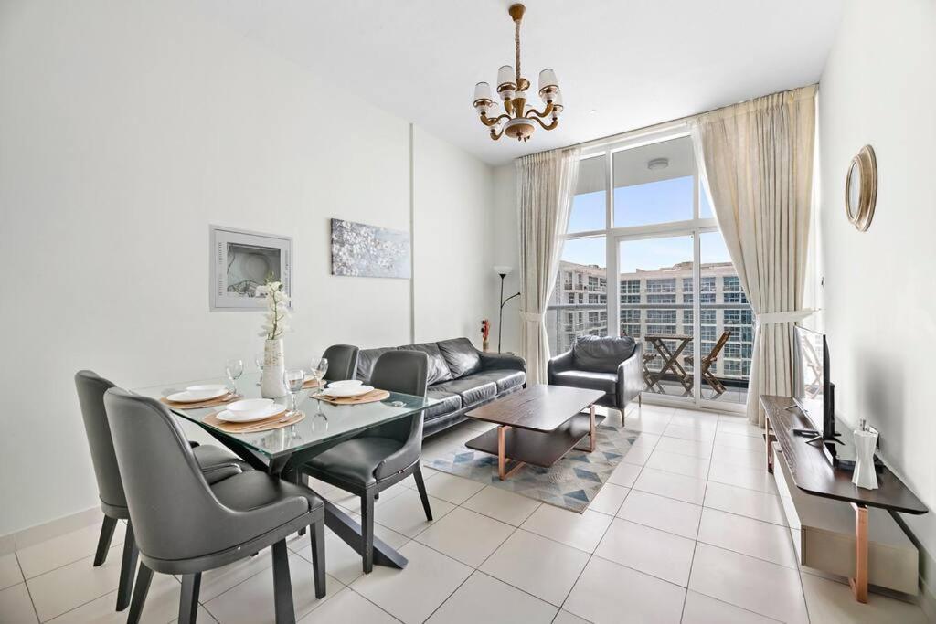 Apartment Stonetree - Furnished 1 Bedroom - Glitz 3