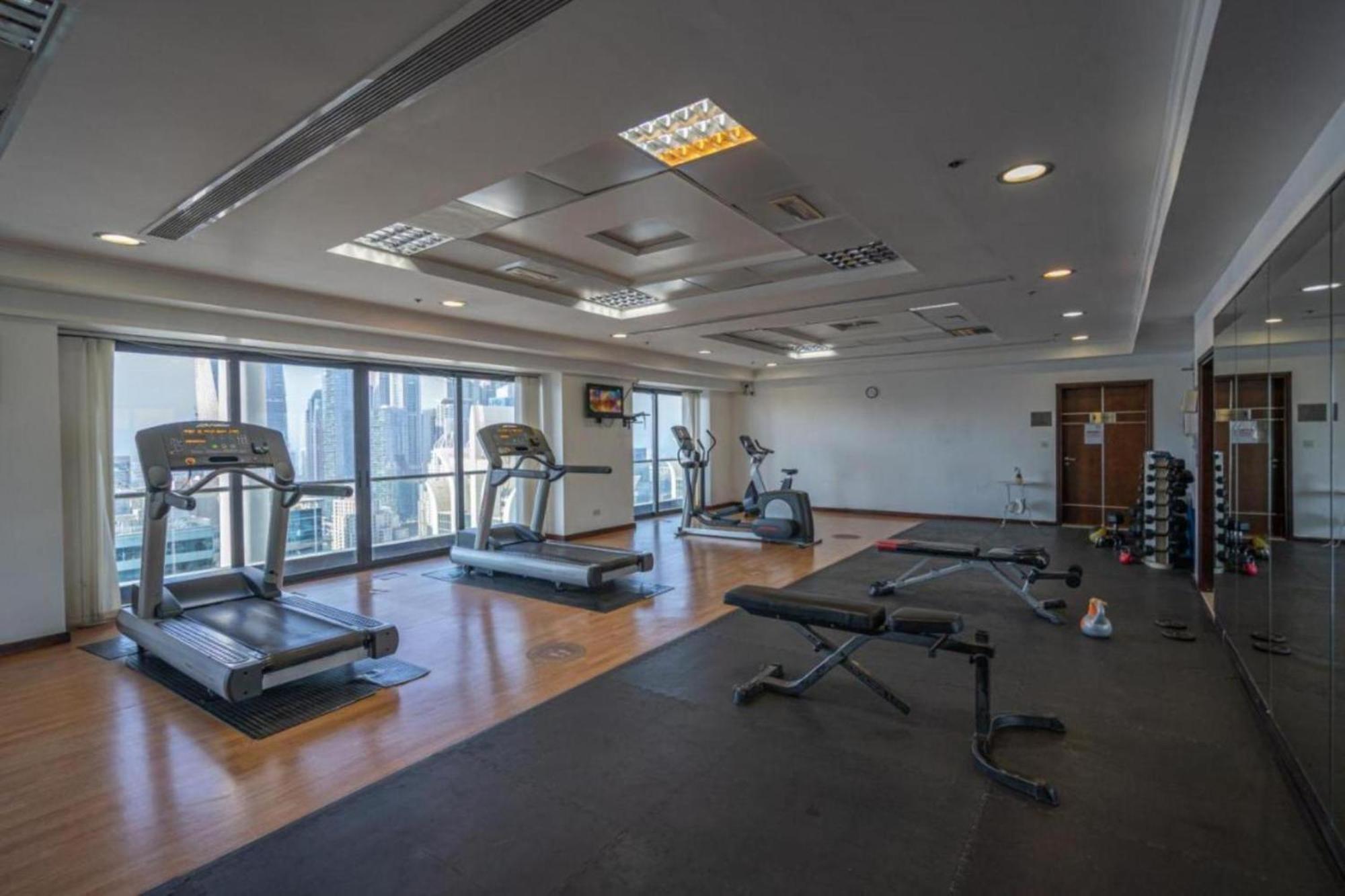 Click Stay - Jlt - Studio & Balcony Lakes View Entire Apartment -Jn * Dubai
