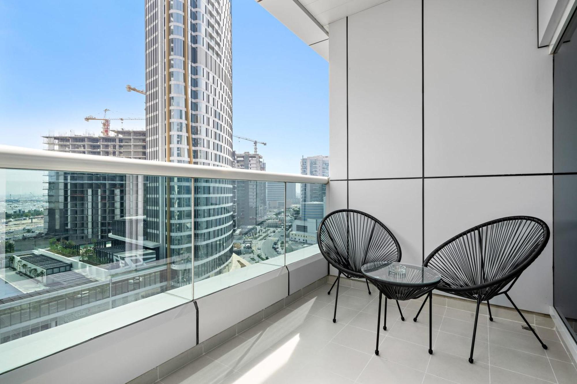 Silkhaus Chic Modern 1bdr At Business Bay Apartment