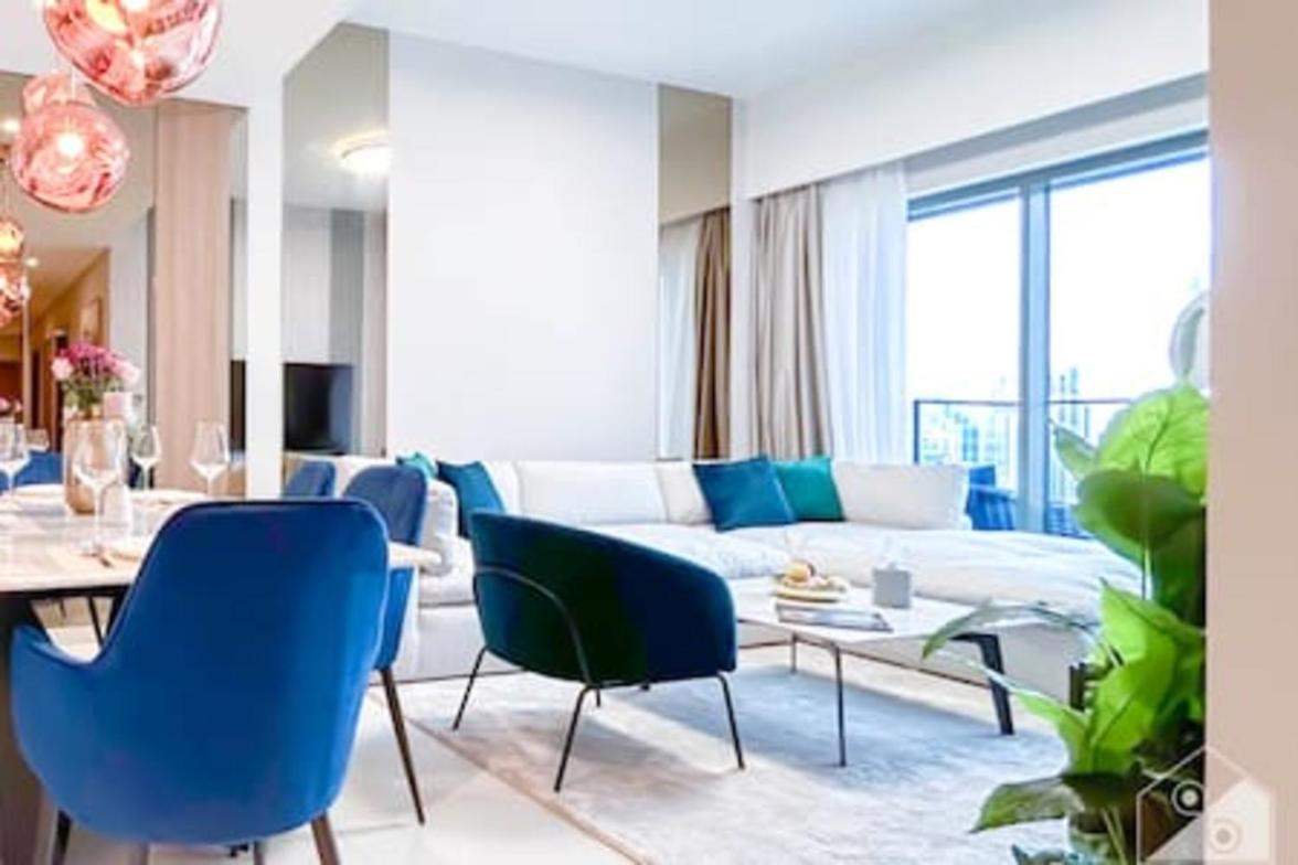 Luxury Burj Royale 4bed Balcony Burj Khalifa View Apartment Dubai
