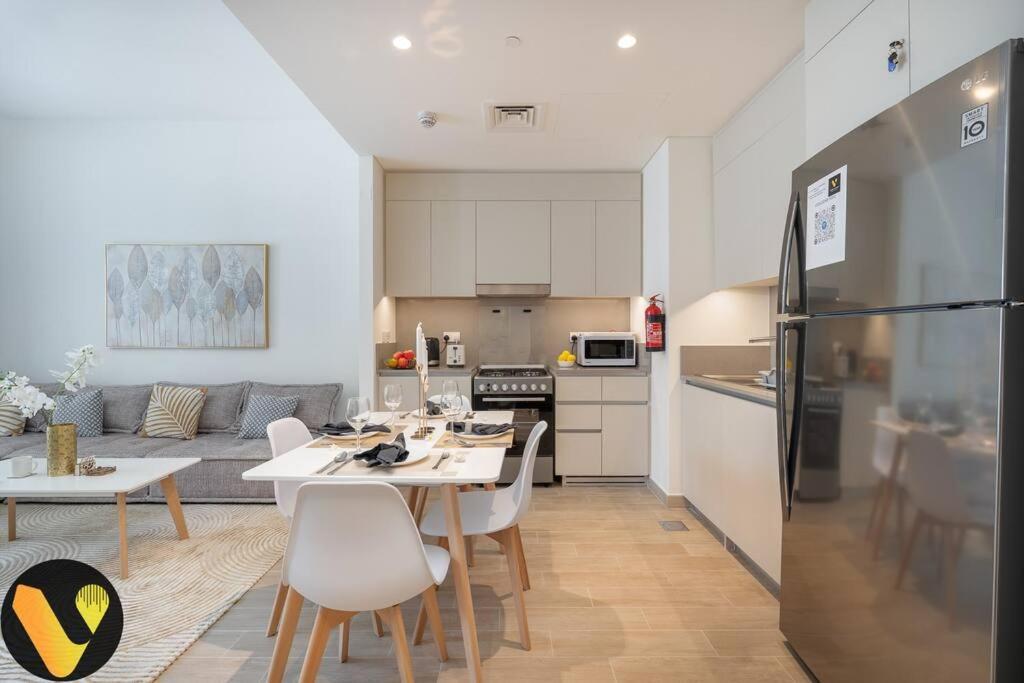 Apartment Vogue Breeze Creek By Emaar Dubai
