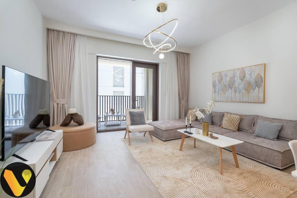 Apartment Vogue Breeze Creek By Emaar