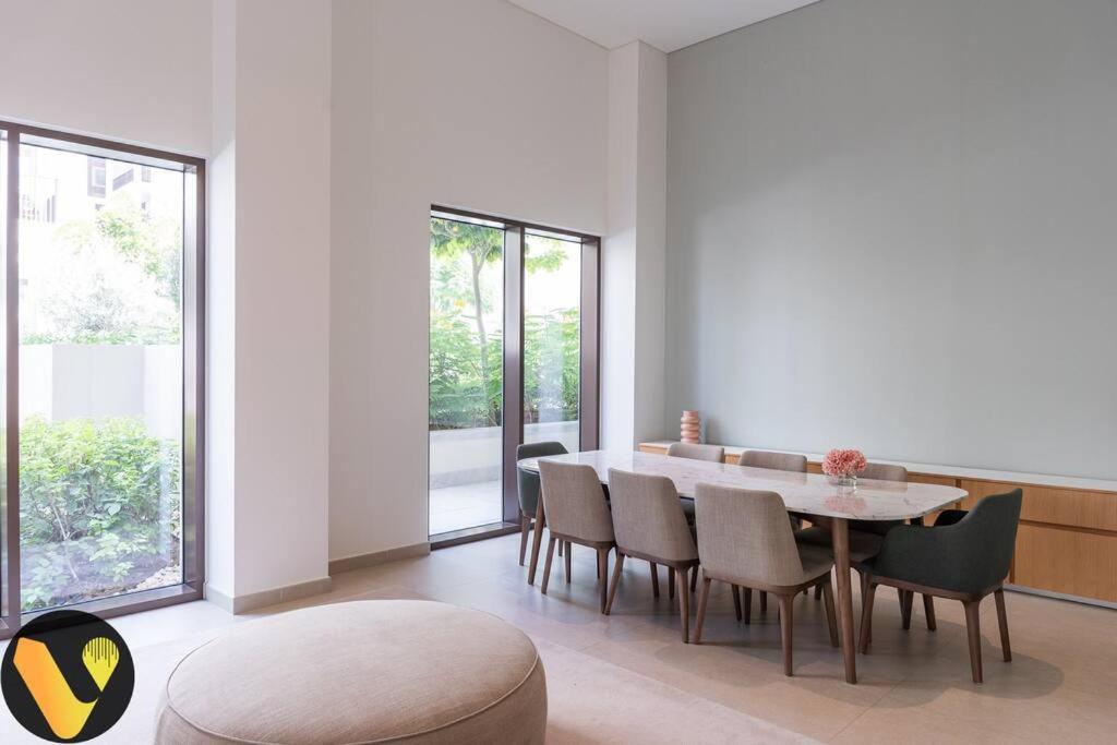 Vogue Breeze Creek By Emaar