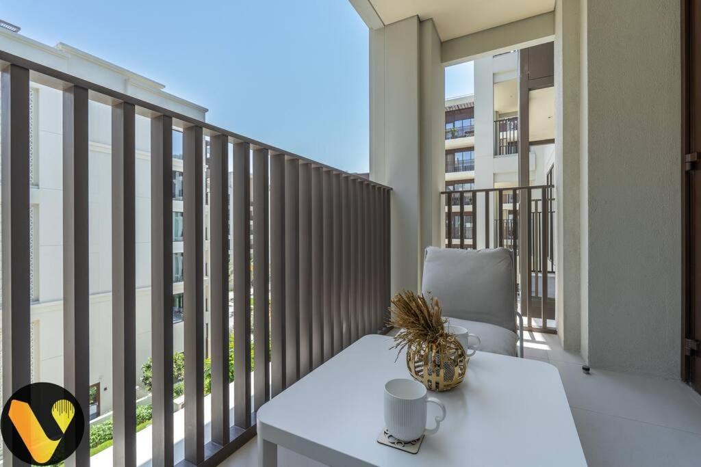 Vogue Breeze Creek By Emaar