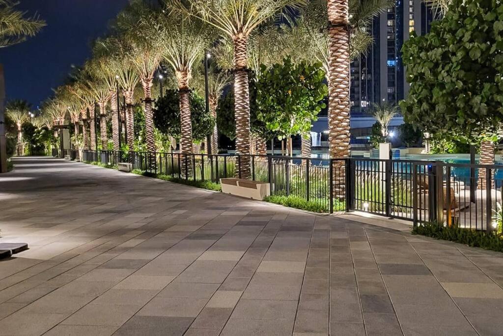 Vogue Breeze Creek By Emaar Apartment *