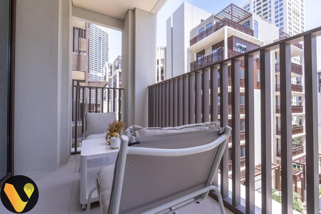 Vogue Breeze Creek By Emaar