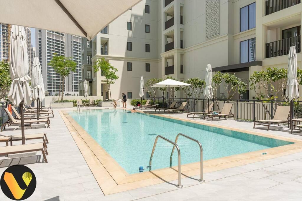 Vogue Breeze Creek By Emaar Apartment *