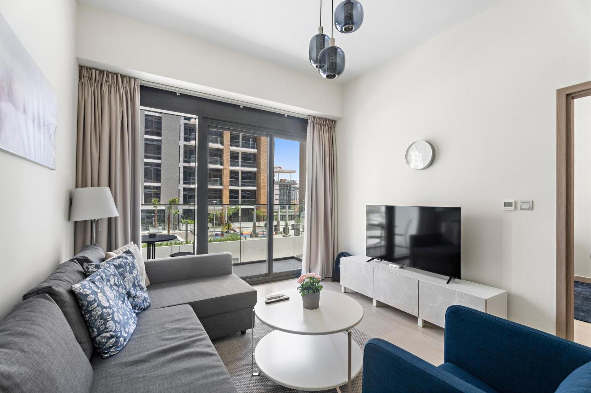 Beautiful 1 Bedroom With Gym, Pool & Kid's Playground Apartment