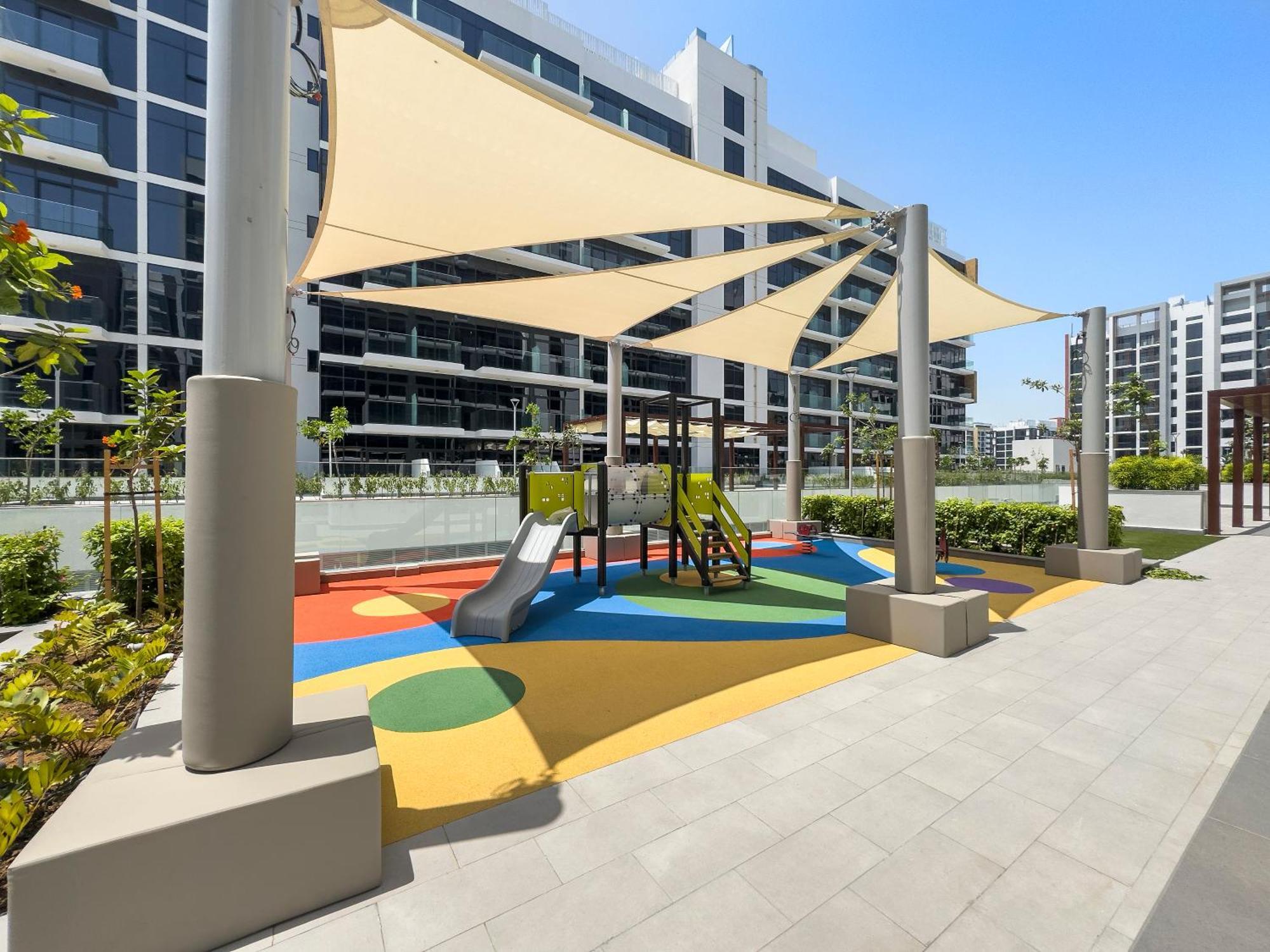 Apartment Beautiful 1 Bedroom With Gym, Pool & Kid's Playground