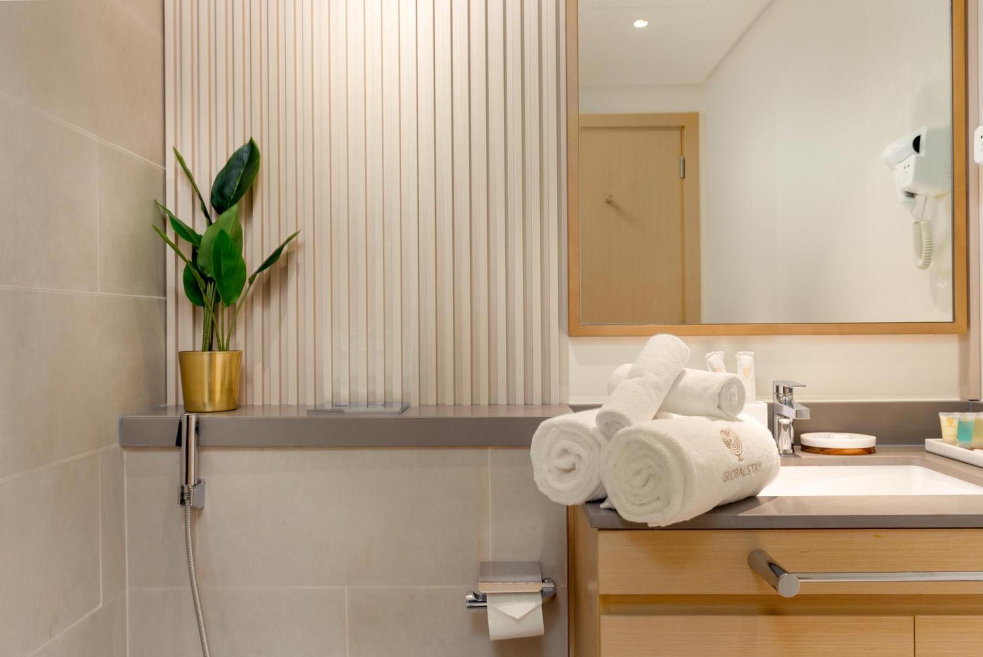 Globalstay Creek Rise Tower Elegant