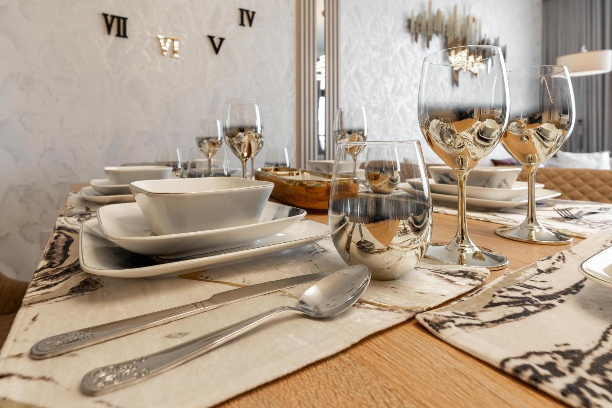 Globalstay Creek Rise Tower Elegant Apartment Dubai