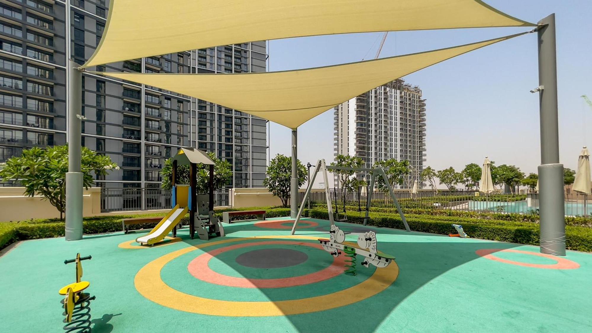 Globalstay Creek Rise Tower Elegant *