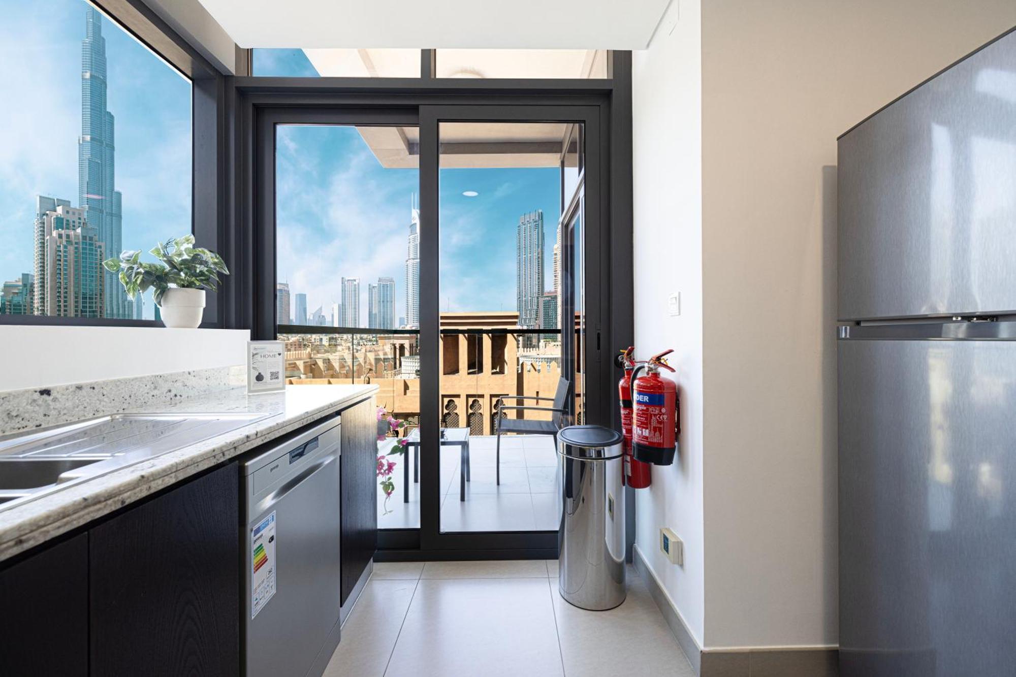 1bedroom 2 Beds Burj Khalifa Views- 5min Walk To Burj Khalifa Apartment *
