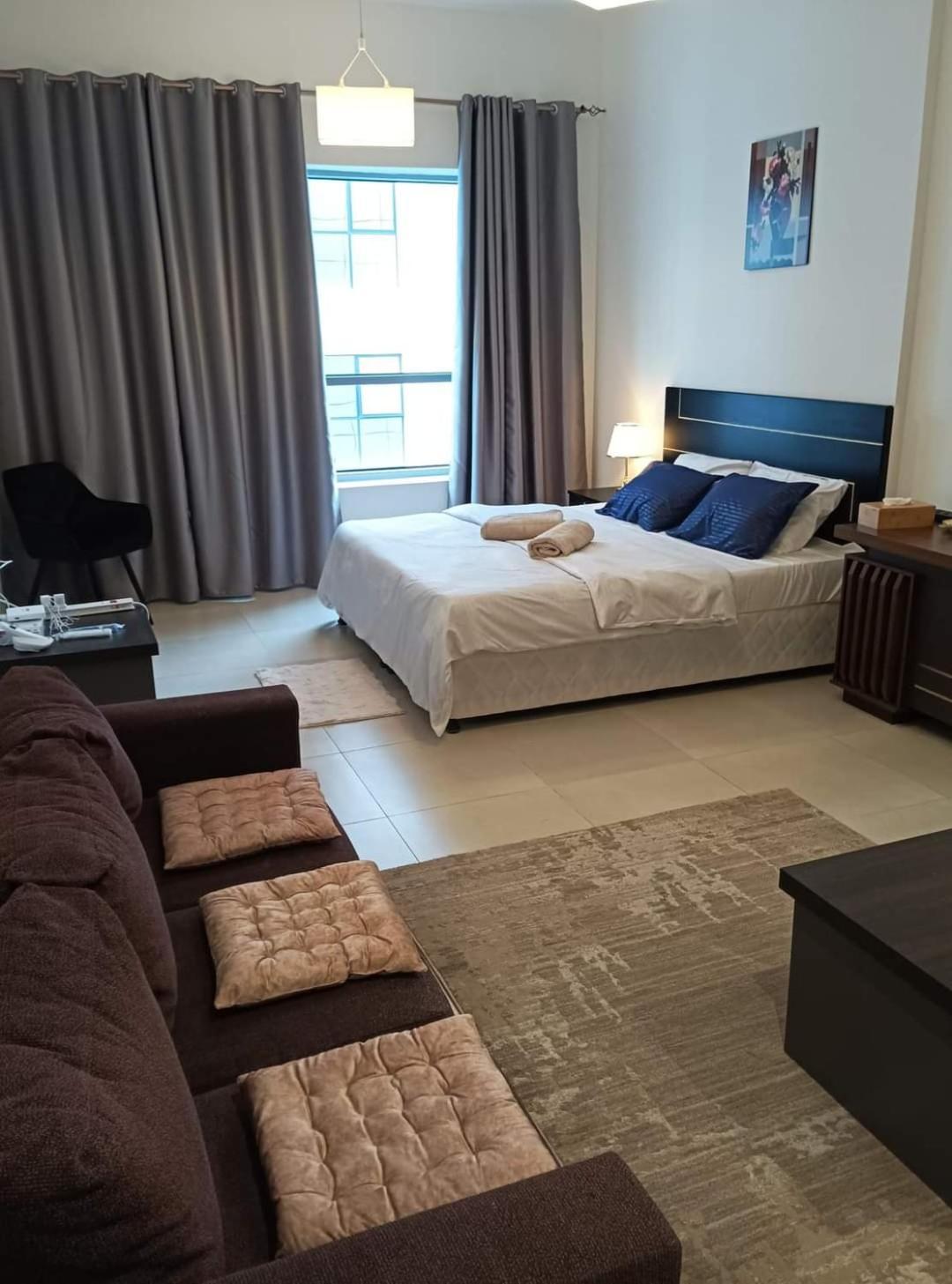 Apartment Sweet 703-room-1