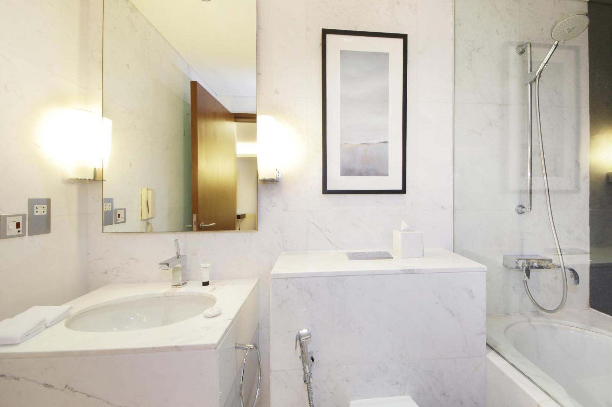 New Arabian -Address Emaar Fashion Avenue Apartment Dubai