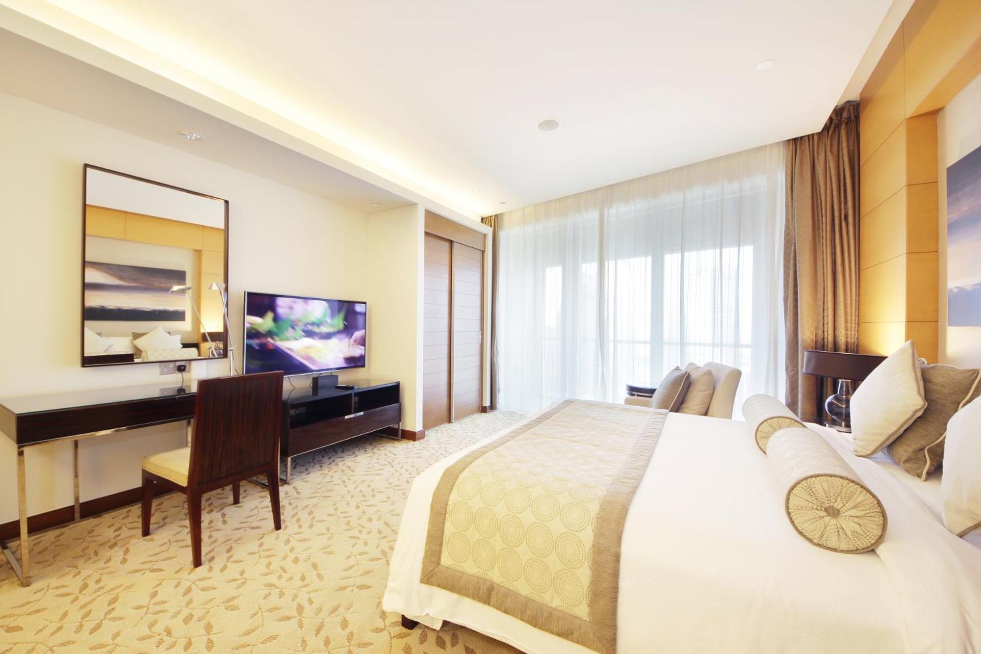 New Arabian -Address Emaar Fashion Avenue