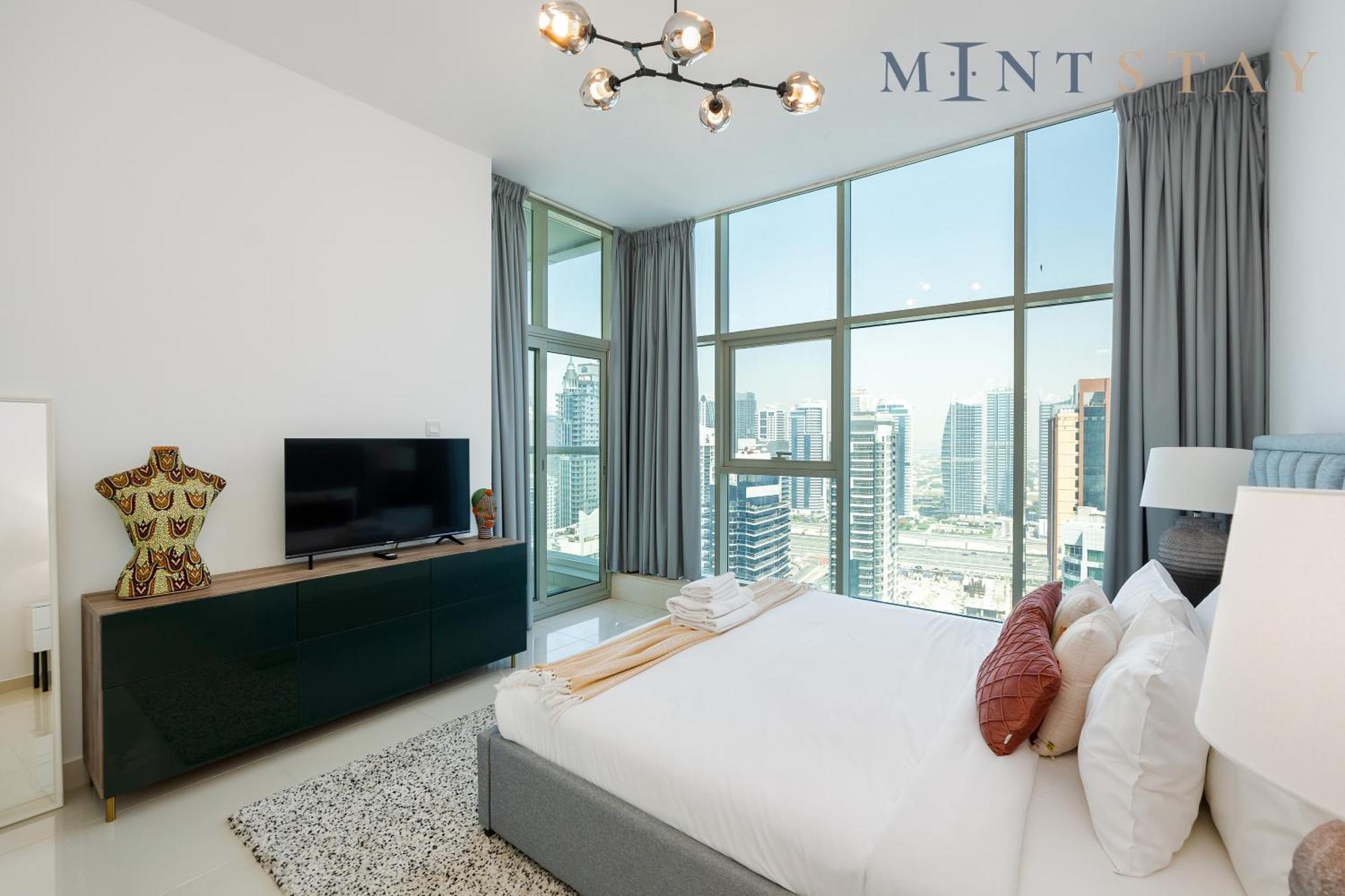 Continental Tower, Marina - Mint *