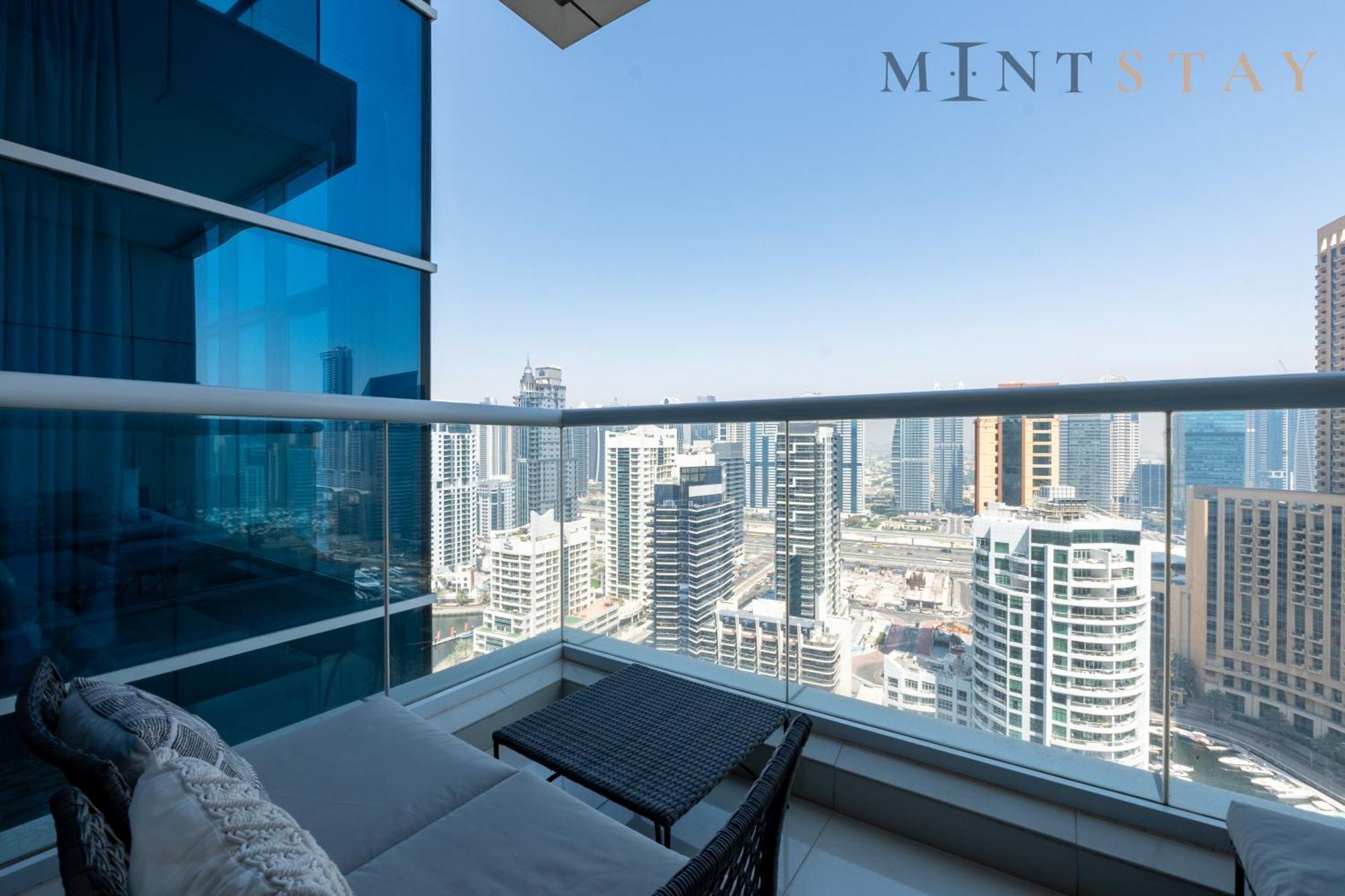 Continental Tower, Marina - Mint Apartment