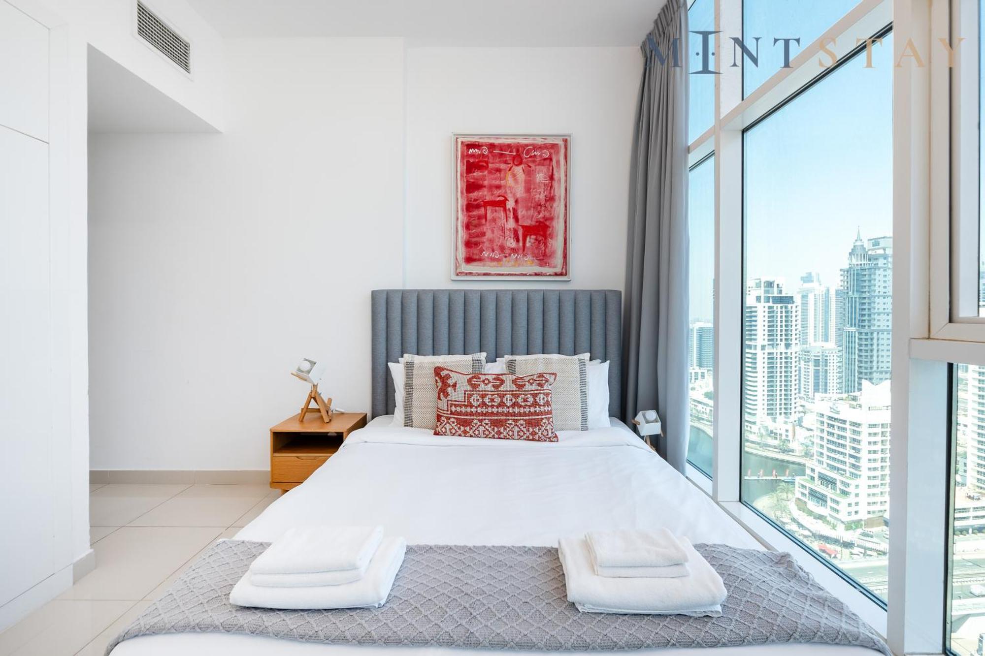 Apartment Continental Tower, Marina - Mint Dubai