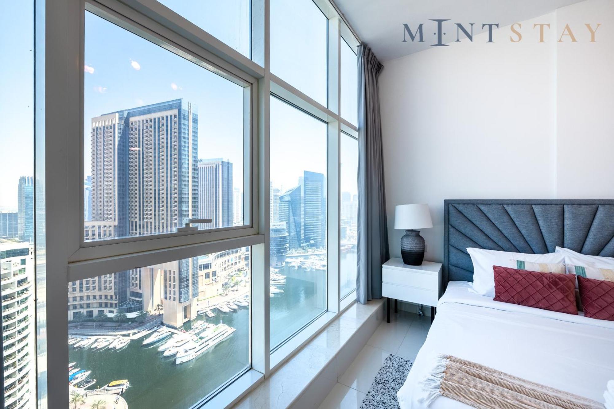 Continental Tower, Marina - Mint Apartment *