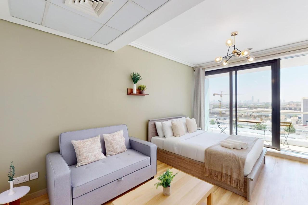 Goldcrest Views 2 - Elegant Apartment *