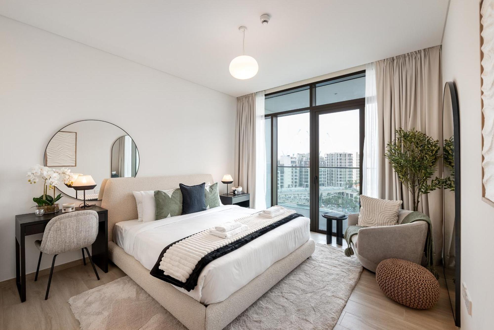 Palace Residence, Creek Harbour - Mint Dubai
