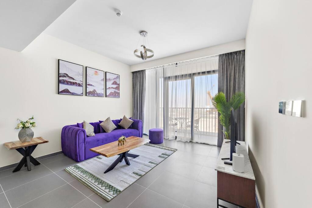 Apartment Stylish 1 Bedroom High Floor In Creek Edge Dubai