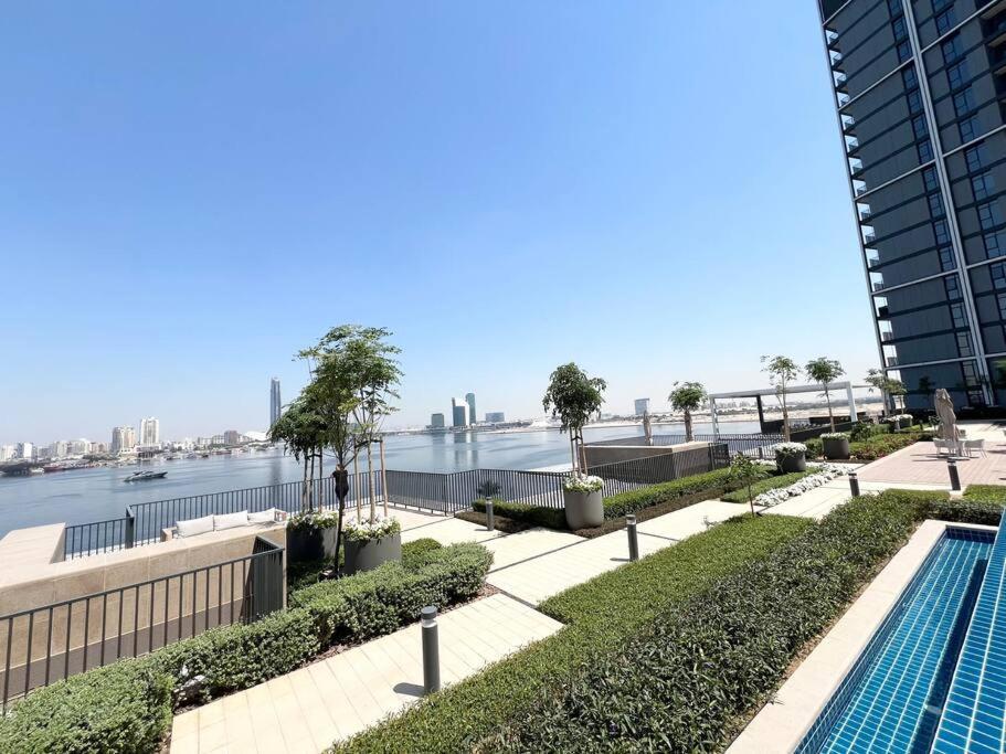 Apartment Stylish 1 Bedroom High Floor In Creek Edge *