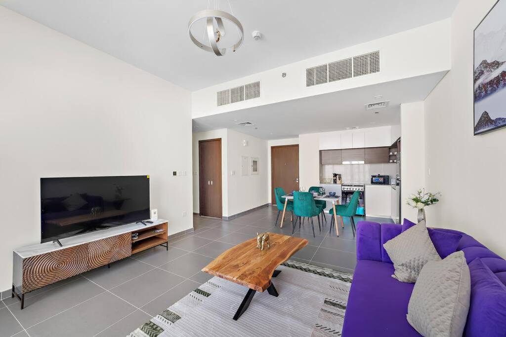 Apartment Stylish 1 Bedroom High Floor In Creek Edge