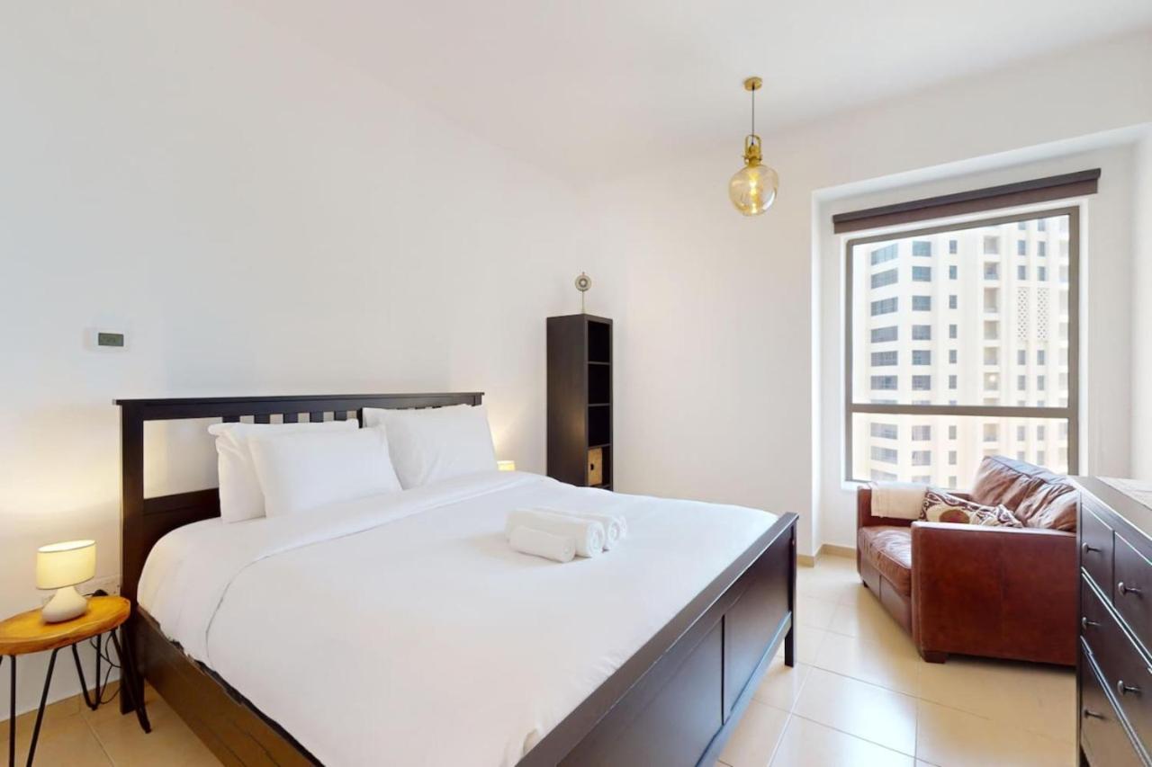 Apartment Rimal 1 - Exciting Two Bedroom Dubai
