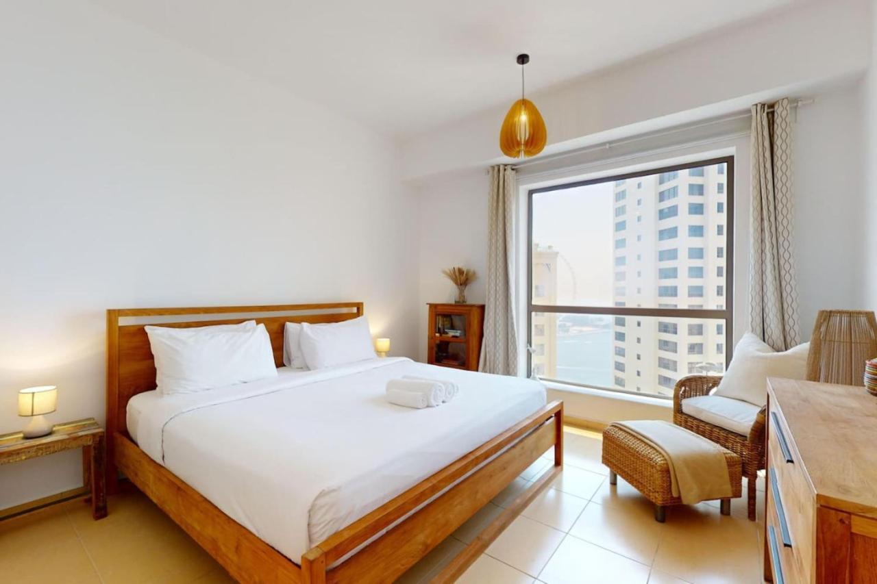 Rimal 1 - Exciting Two Bedroom Apartment Dubai